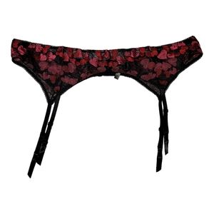 Torrid Pink/Red/Black Embroidered Heart Garter Belt - Size 3/4 - 26/28 - NWOT